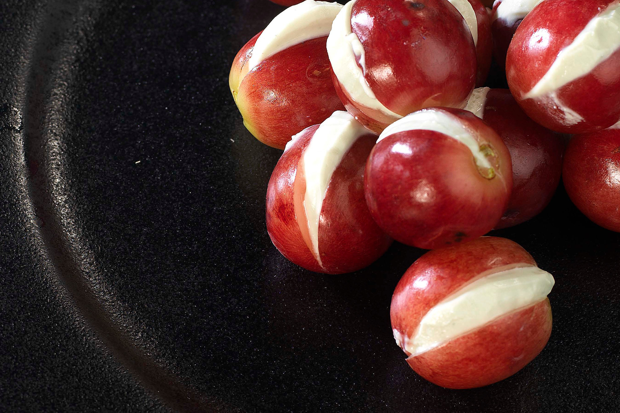 Uvas Rellenas de Queso